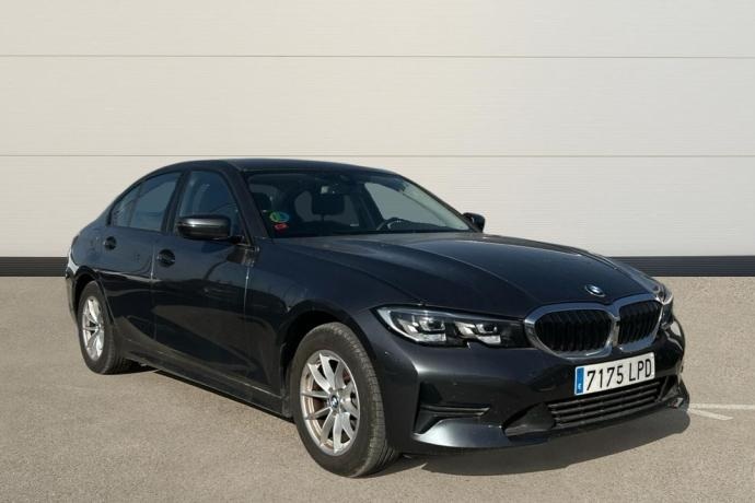 BMW SERIE 3 2.0 318D SEDAN AUTO 150 4P