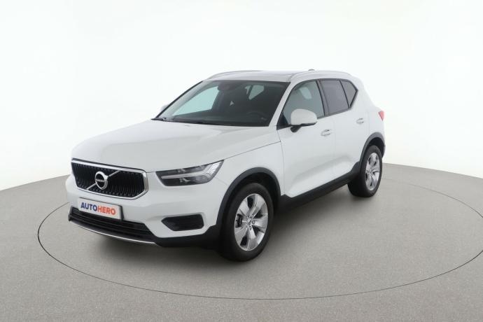 VOLVO XC40 1.5 T2 Momentum Pro 2WD