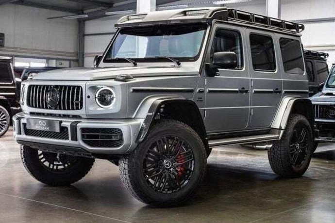 MERCEDES-BENZ G 63 AMG 4x42