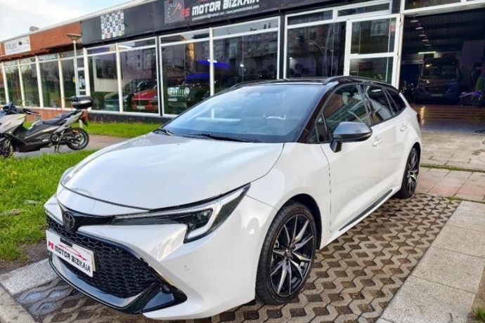 TOYOTA COROLLA COROLLA 200H GR SPORT TOURING (HIBRIDO)