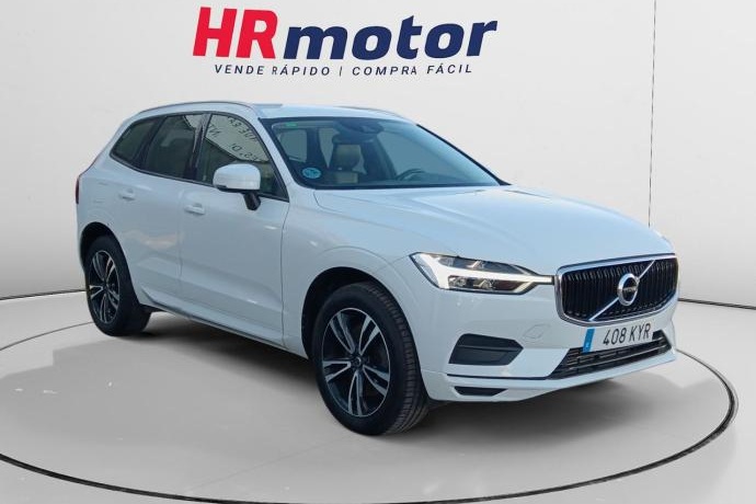 VOLVO XC60 Momentum 2WD