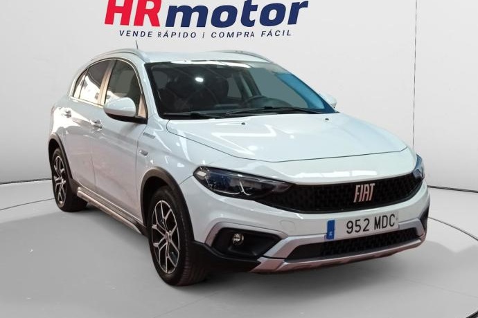 FIAT TIPO Cross