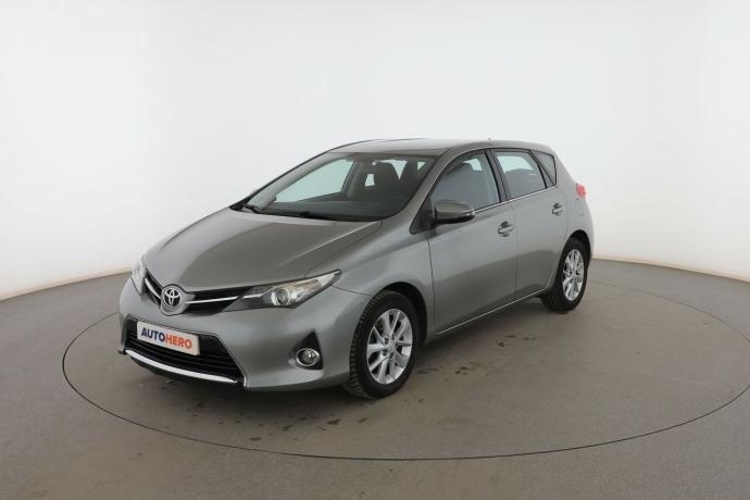 TOYOTA AURIS 1.6 Active