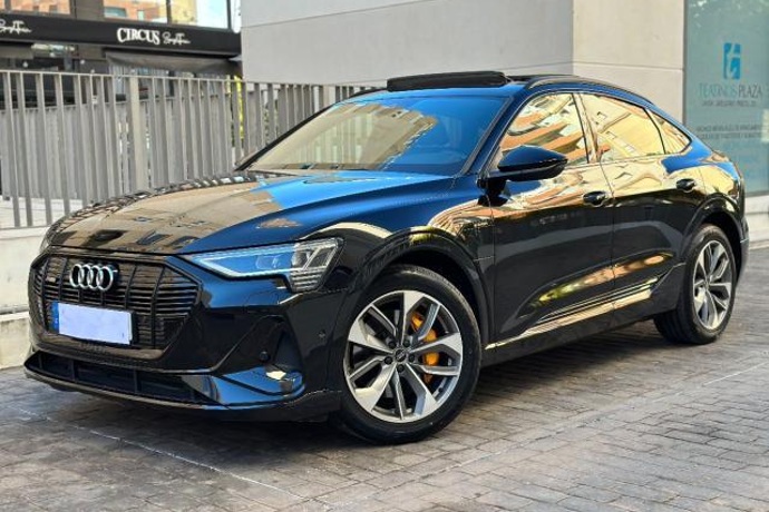 AUDI e-tron e-tron Sportback 50 quattro Black Line Edition