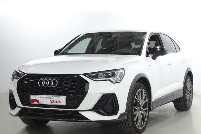 AUDI Q3 Black line 35 TDI 110 kW (150 CV)