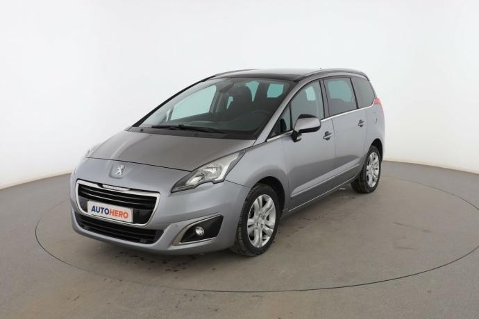 PEUGEOT 5008 1.6 Blue-HDi Allure