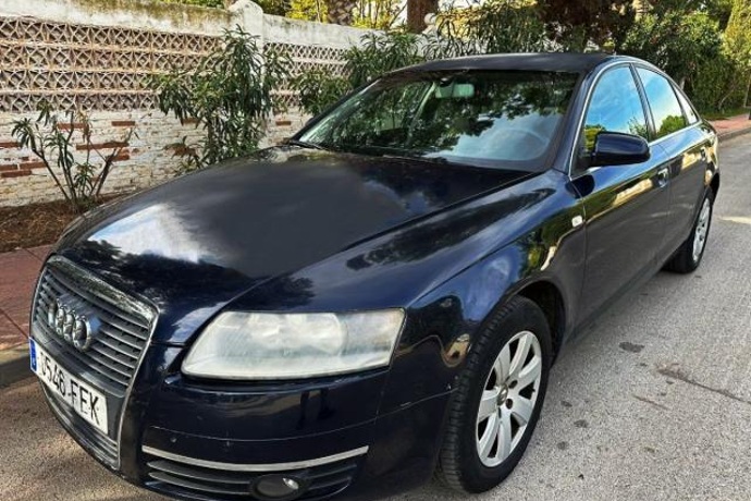 AUDI A6 2.4 multitronic 7 vel.