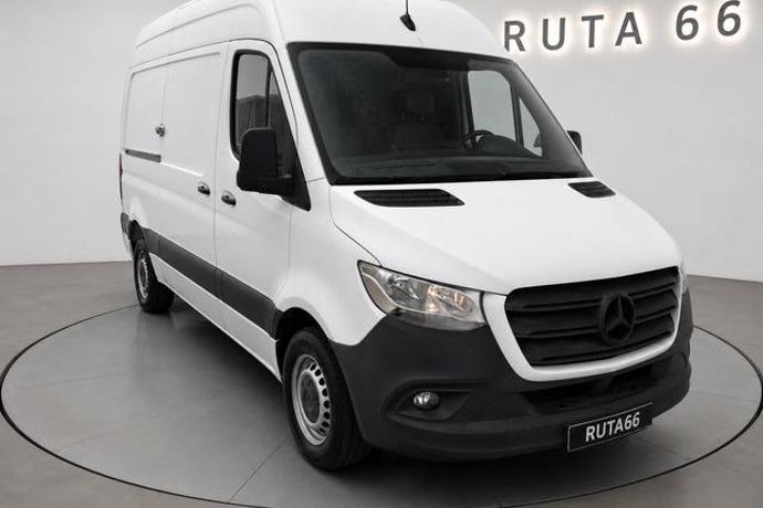 MERCEDES-BENZ SPRINTER Furgon 311 CDI Medio 3.5T Techo Alto 84 kW (114 CV)
