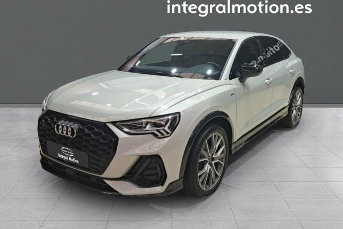 AUDI Q3 Black line 35 TDI quattro 110kW S tronic