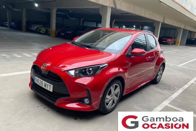 TOYOTA YARIS 1.5 120H Active Plus