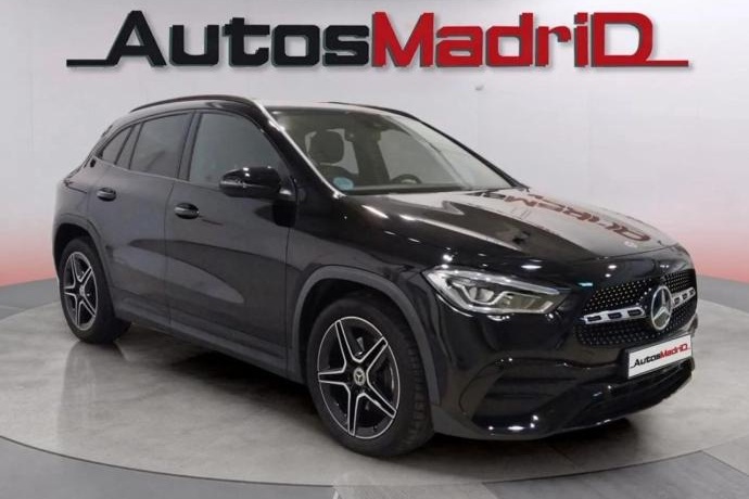 MERCEDES-BENZ GLA GLA 200 d