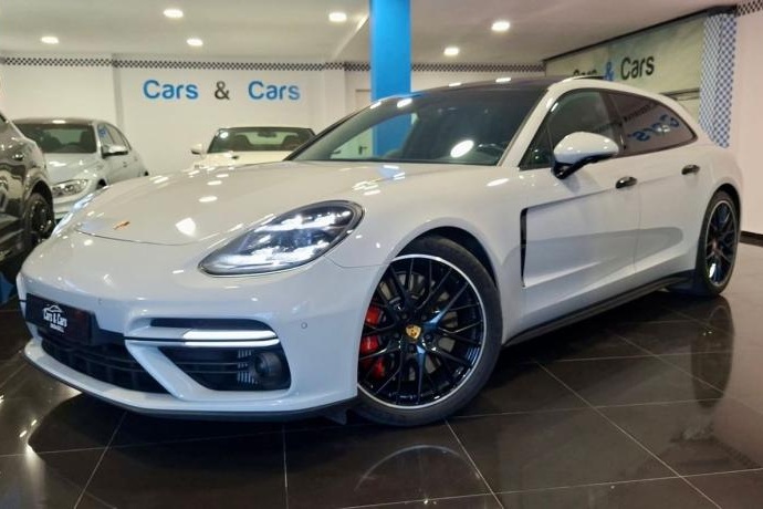 PORSCHE PANAMERA Turbo Sport Turismo