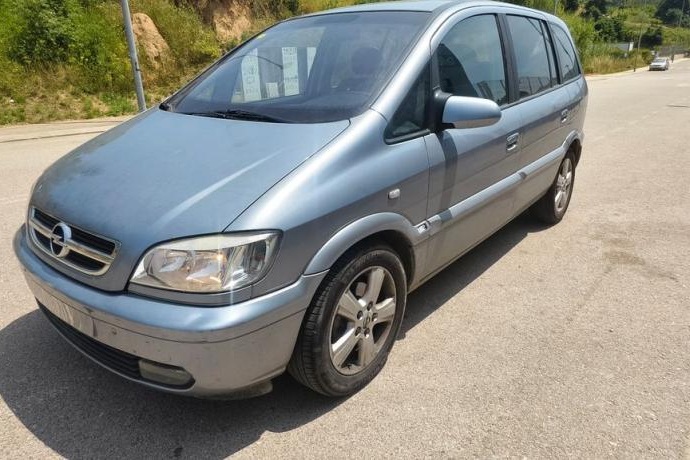 OPEL ZAFIRA De 7 plazas,motor 2.2L. distribución por cadena