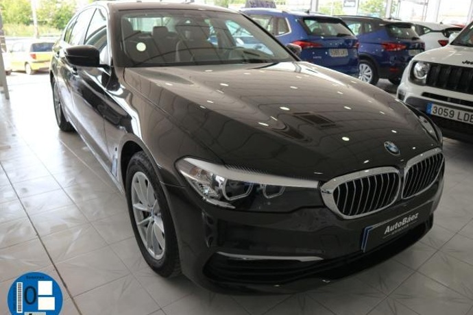 BMW SERIE 5 530e iPerformance Berlina