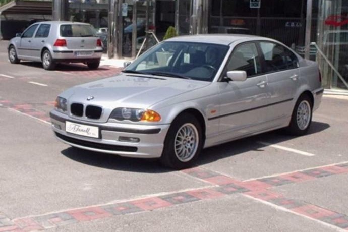 BMW SERIE 3 320 d. 136cv
