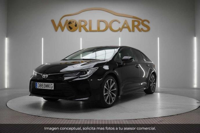 TOYOTA COROLLA sedán 1.5 active