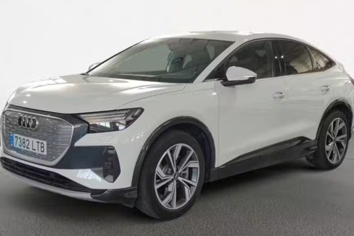 AUDI Q5 Sportback e-tron