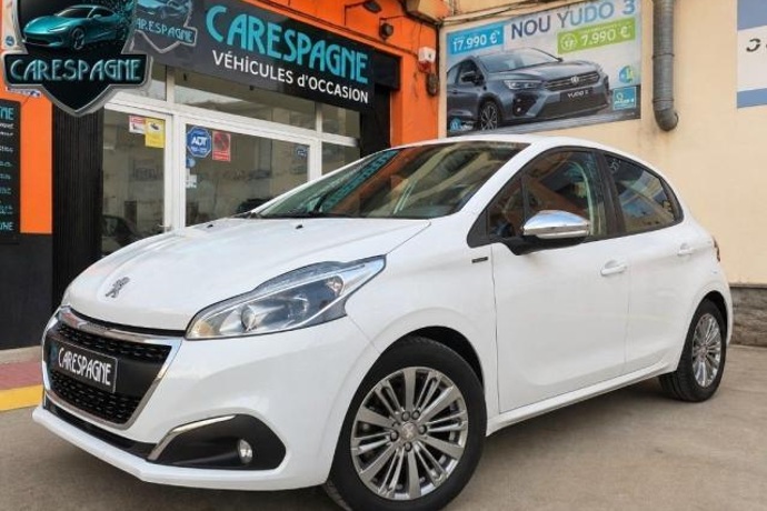 PEUGEOT 208 5p Signature 1.2 PureTech 82 S&S
