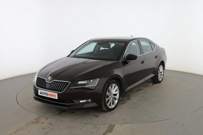 SKODA SUPERB 2.0 TDI Style
