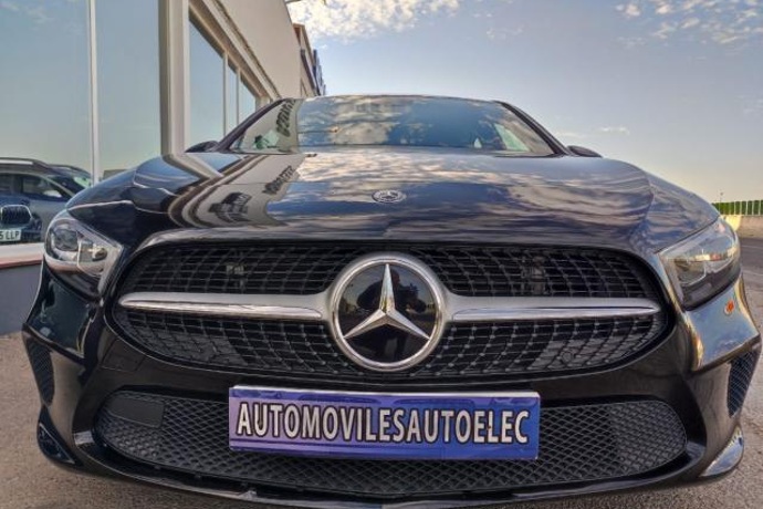 MERCEDES-BENZ A A 180 d