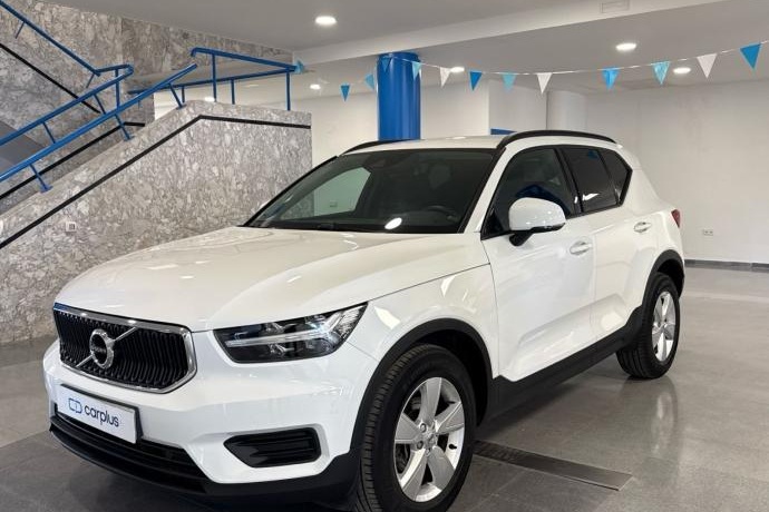 VOLVO XC40 1.5 T3 Momentum