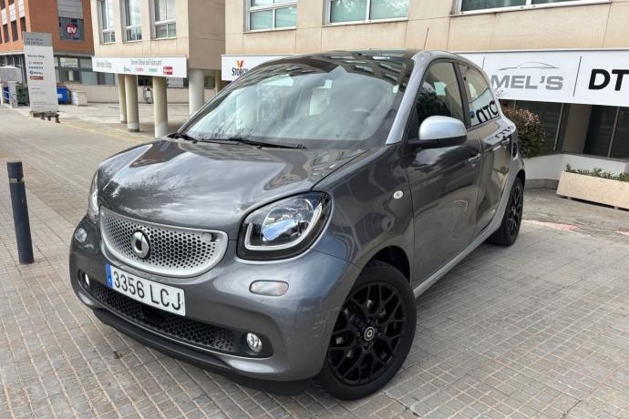 SMART FORFOUR 60KW 81cv EQ