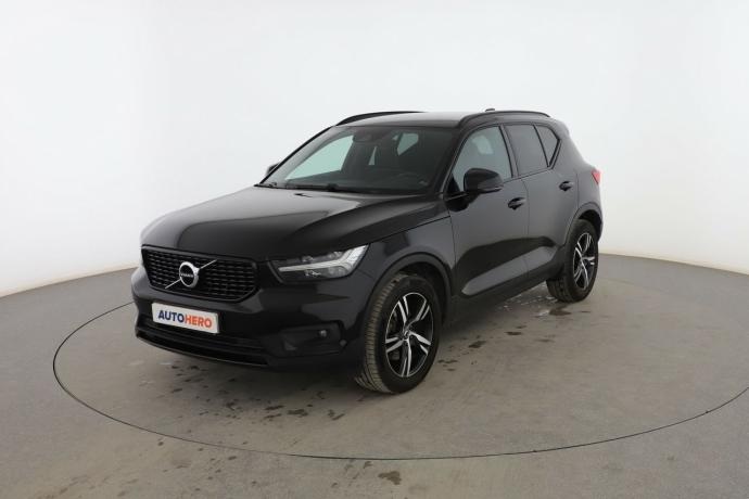 VOLVO XC40 2.0 D4 R-Design AWD