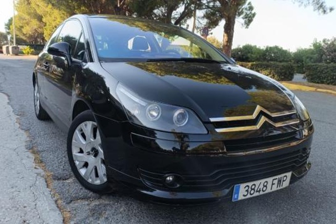 CITROEN C4 Coupé HDi 110 VTR Plus