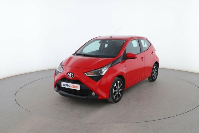 TOYOTA AYGO 1.0 VVT-i x-play