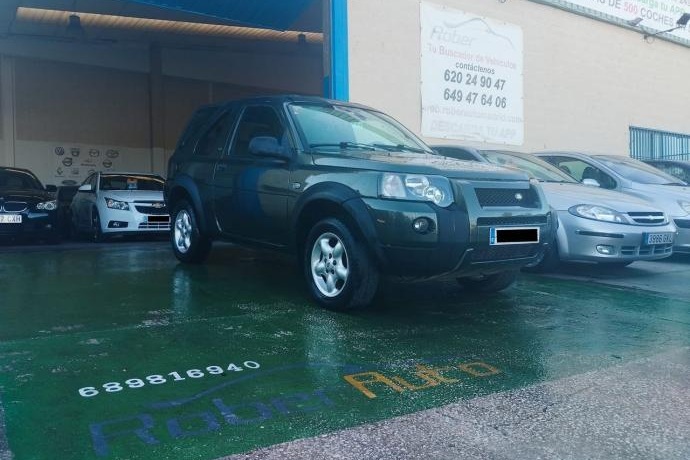 LAND-ROVER FREELANDER 2.0 TD4 S