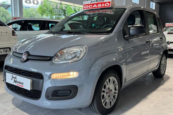 FIAT PANDA 1.0GSE HYBRID 70CV.- " 5 PUERTAS ". -" IMPECABLE ".-" BAJO CONSUMO ".- " ETIQUETA ECO "