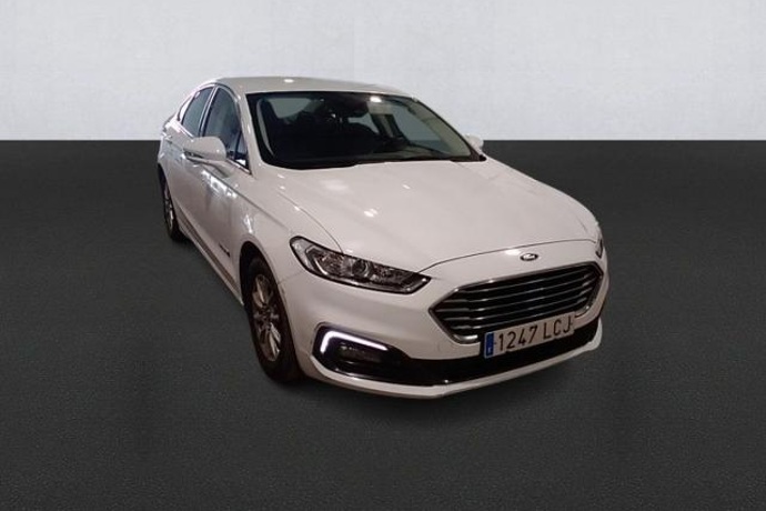 FORD MONDEO 4 puertas Titanium HEV 2.0 Híbrido 137 kW (187 CV)