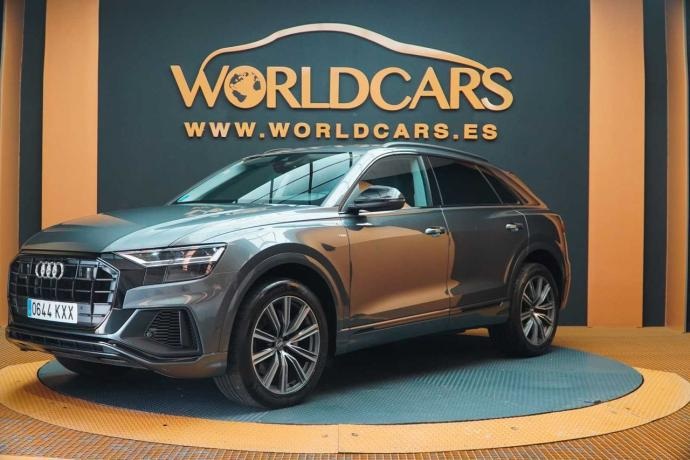 AUDI Q8 45 3.0 tdi quattro black line