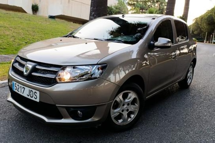 DACIA SANDERO Laureate dCi 90