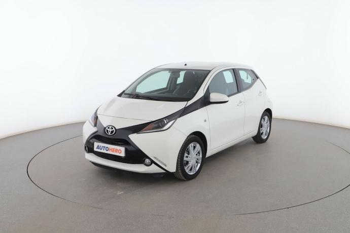 TOYOTA AYGO 1.0 X-Play