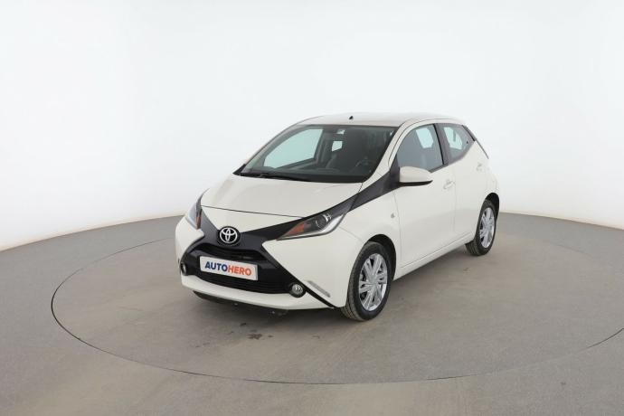 TOYOTA AYGO 1.0 X-Play
