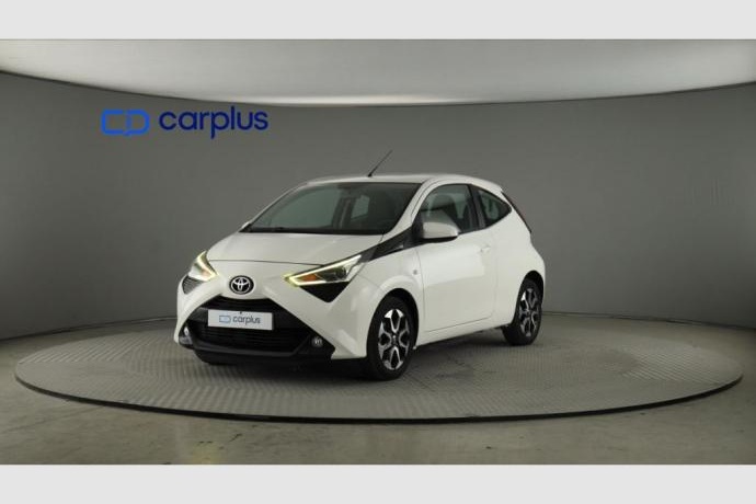 TOYOTA AYGO 1.0 70 x-play