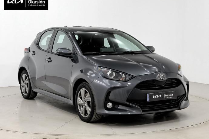 TOYOTA YARIS 1.5 120H Active Plus