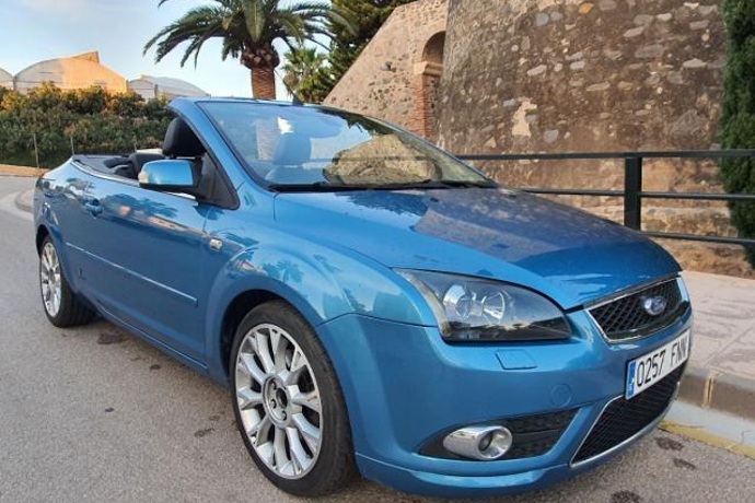 FORD FOCUS 2.0 CC TITANIUM