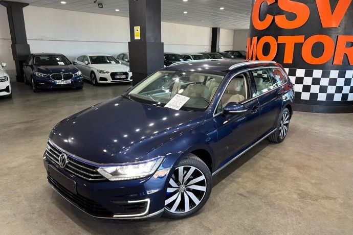 VOLKSWAGEN PASSAT Variant GTE 1.4 TSI 218CV DSG