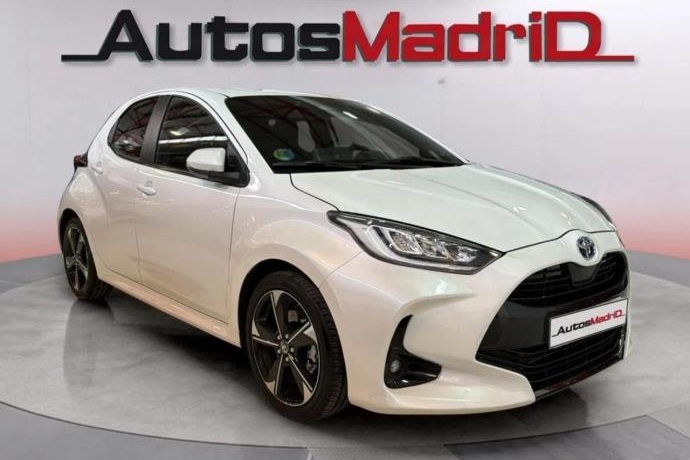 TOYOTA YARIS 1.5 120H Style