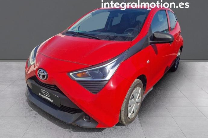 TOYOTA AYGO 1.0 70 x-play