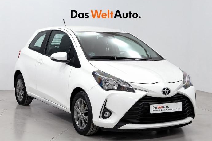 TOYOTA YARIS 1.0 70 Business