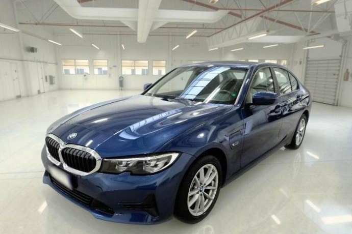 BMW SERIE 3 320e