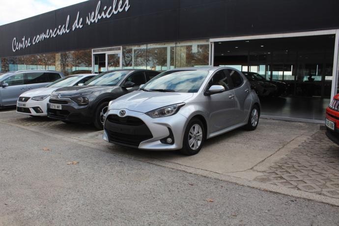 MAZDA 2 1.5 85 kW (116 CV) CVT Centre-line