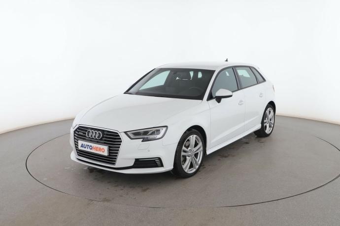 AUDI A3 40 e-tron sport