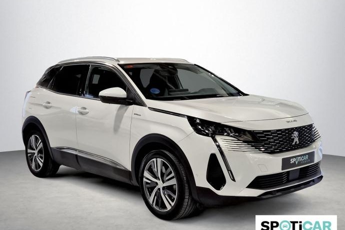 PEUGEOT 3008 225 e-EAT8 Allure Pack