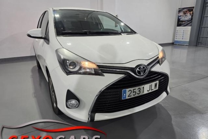 TOYOTA YARIS 5p 100 Feel!