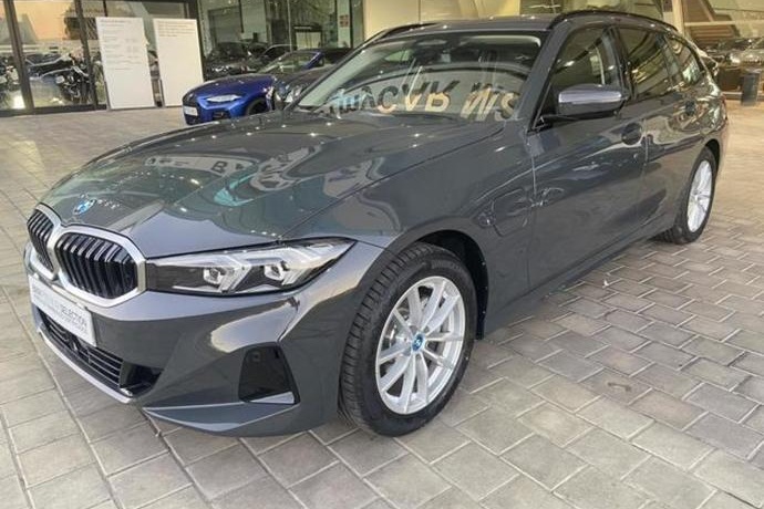 BMW SERIE 3 330e xDrive Touring 215 kW (292 CV)