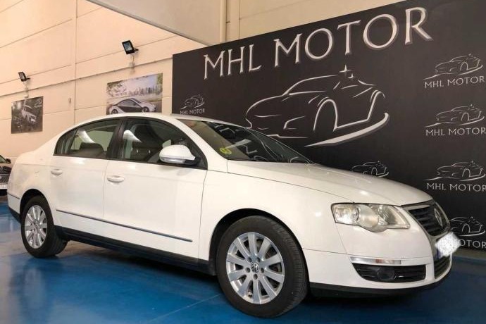 VOLKSWAGEN PASSAT 2.0 TDI 140cv Highline DSG